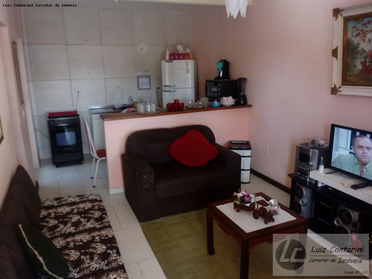 Casa de Condomínio à venda com 1 quarto, 50m² - Foto 1