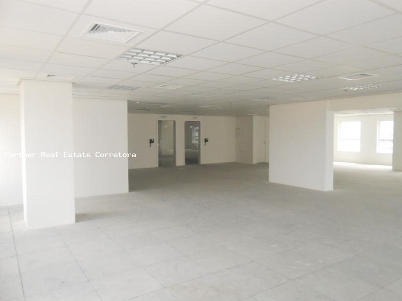 Conjunto Comercial-Sala à venda com 1 quarto, 252m² - Foto 33