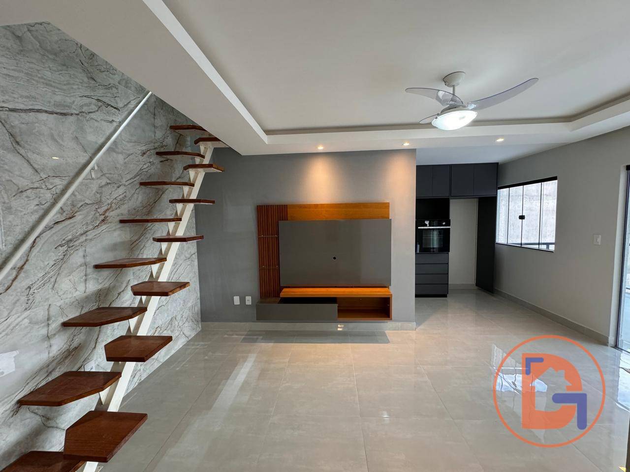 Cobertura à venda e aluguel com 3 quartos, 81m² - Foto 2