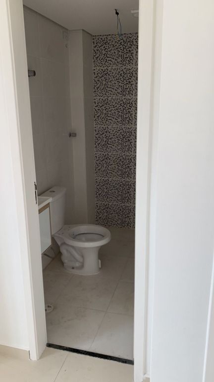 Apartamento à venda com 2 quartos, 38m² - Foto 8