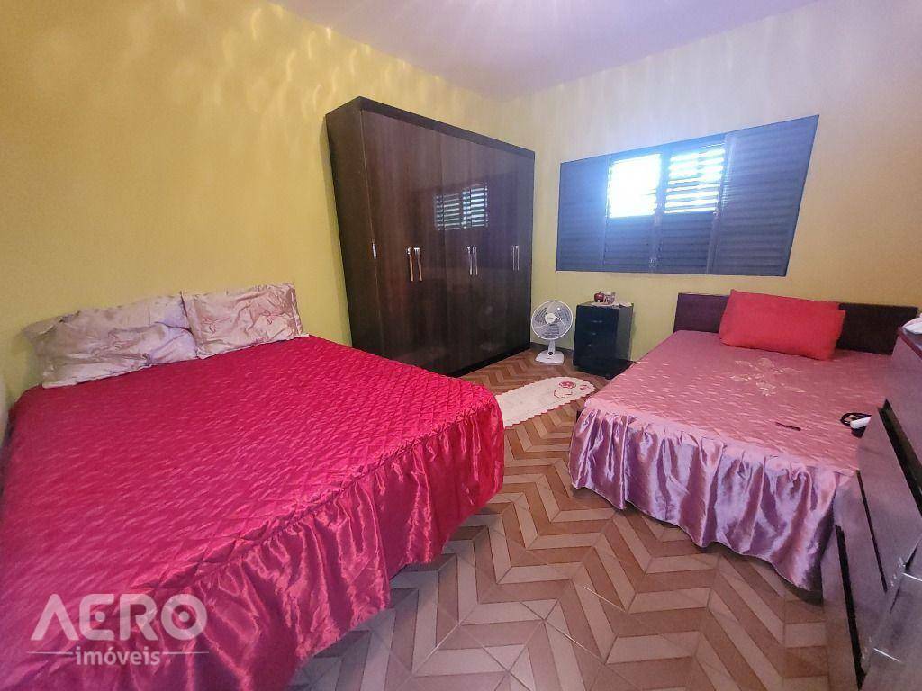 Casa à venda com 2 quartos, 103m² - Foto 5