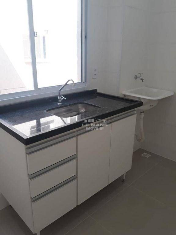 Apartamento à venda com 2 quartos, 45m² - Foto 4