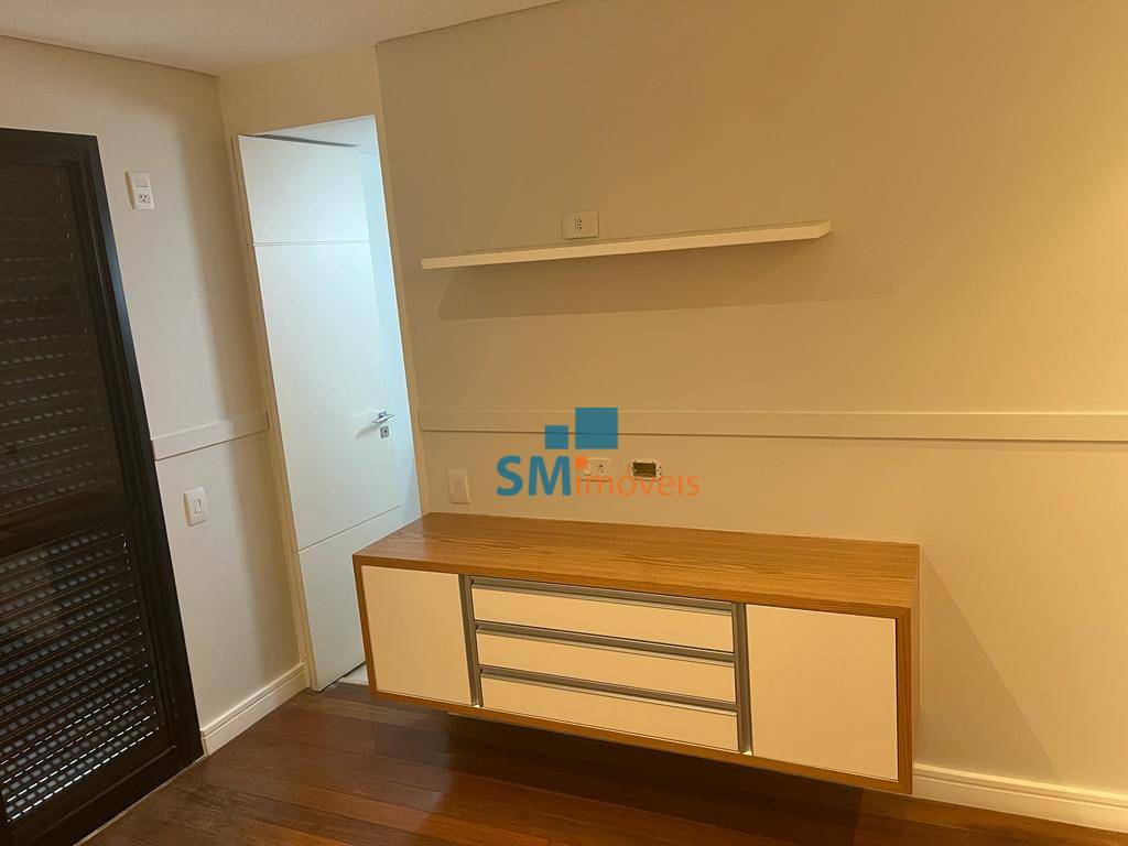 Apartamento à venda com 3 quartos, 192m² - Foto 13