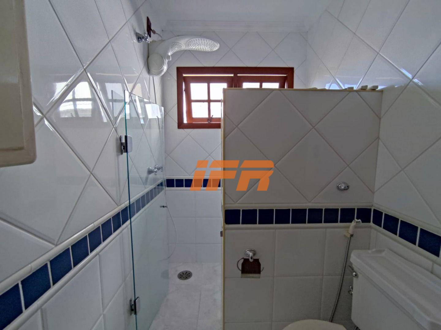 Sobrado à venda com 4 quartos, 300m² - Foto 34