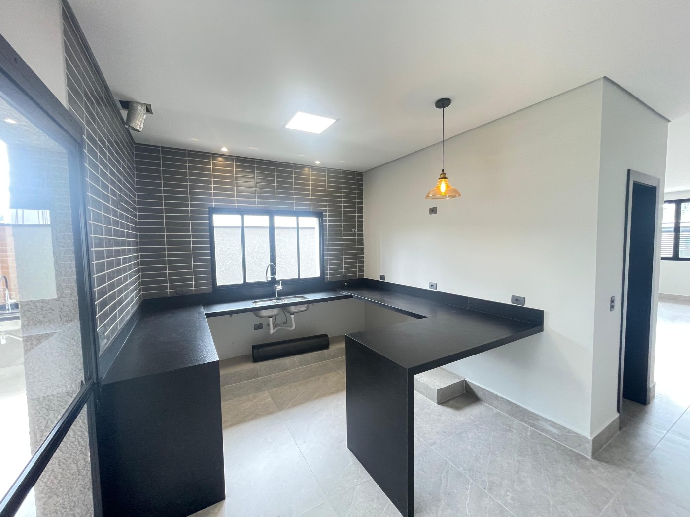 Casa à venda com 3 quartos, 130m² - Foto 15