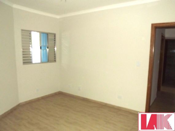 Casa à venda com 2 quartos, 99m² - Foto 1