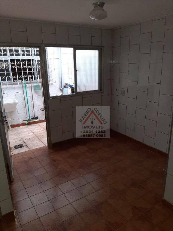 Sobrado à venda com 2 quartos, 120m² - Foto 11