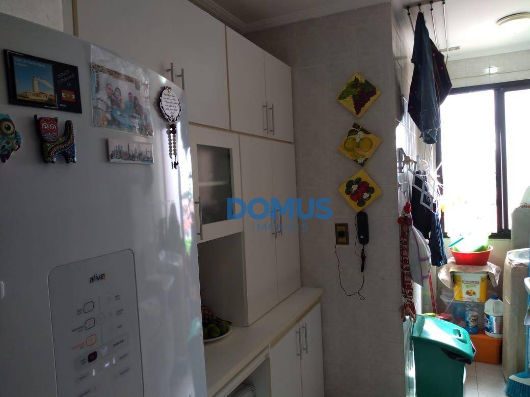 Apartamento à venda com 3 quartos, 87m² - Foto 16