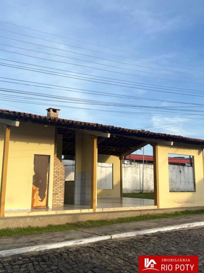 Casa de Condomínio à venda com 3 quartos - Foto 2