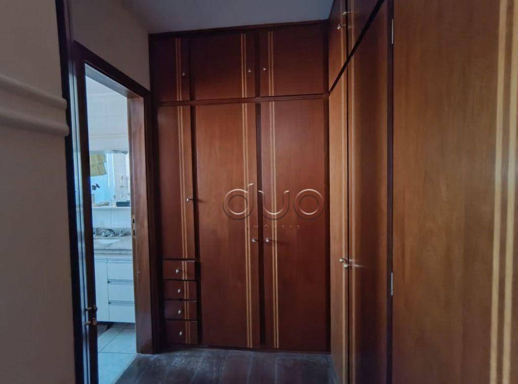 Apartamento à venda com 4 quartos, 198m² - Foto 17