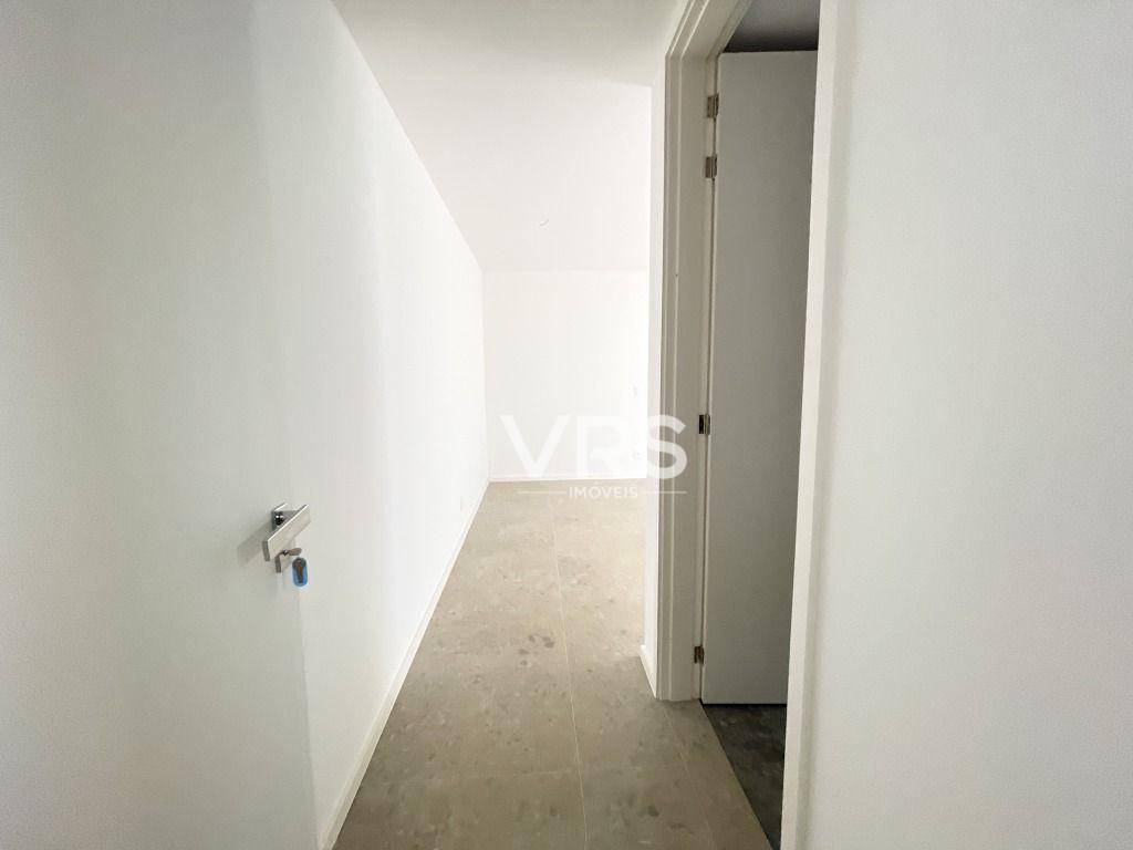 Casa de Condomínio à venda com 4 quartos, 540m² - Foto 23