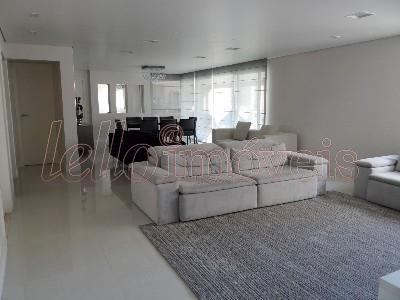 Apartamento à venda com 3 quartos, 223m² - Foto 2