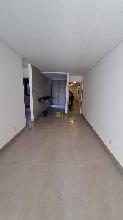 Apartamento à venda com 2 quartos, 69m² - Foto 19