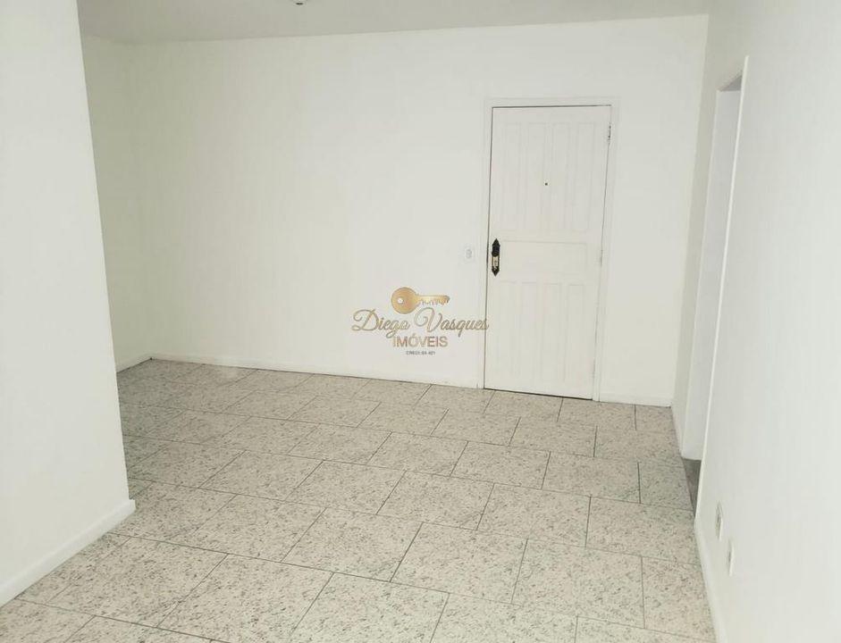 Apartamento à venda com 2 quartos, 67m² - Foto 5