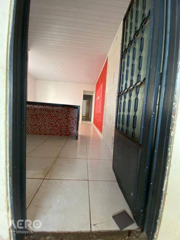 Casa à venda com 2 quartos, 98m² - Foto 12