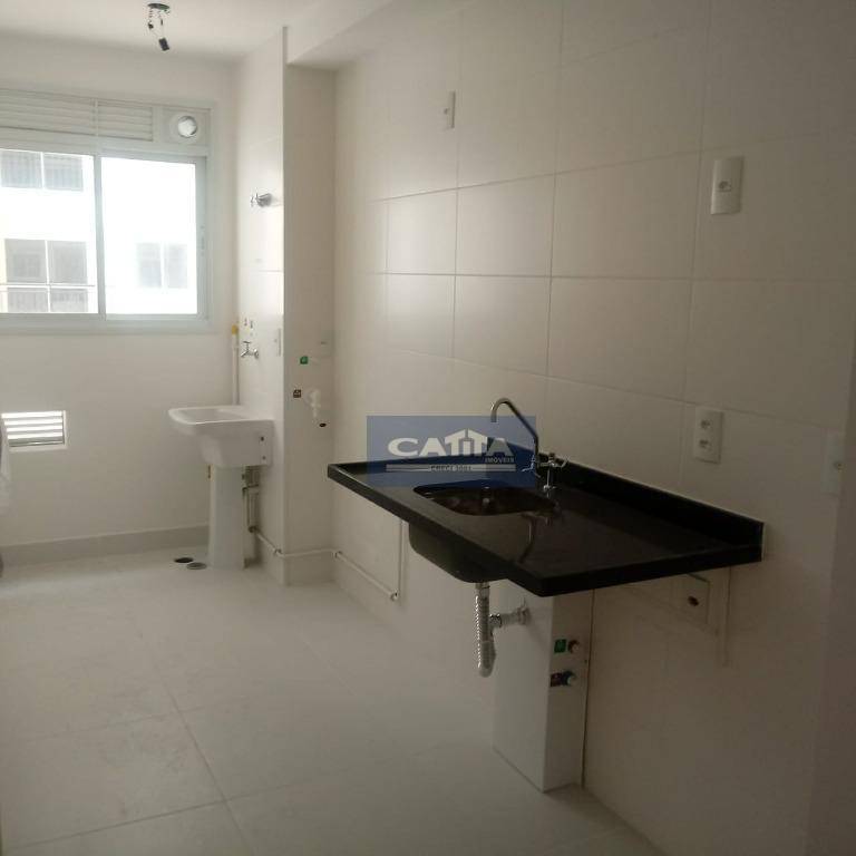 Apartamento à venda com 2 quartos, 68m² - Foto 8