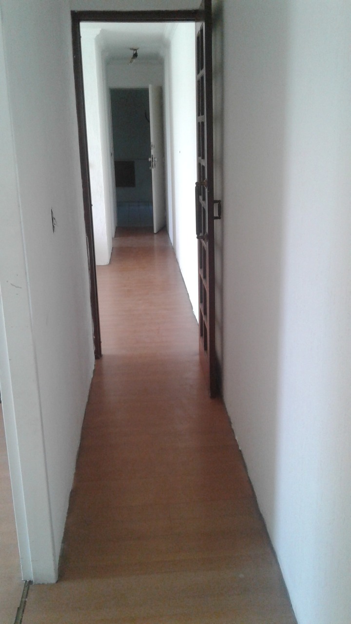 Apartamento à venda com 2 quartos, 63m² - Foto 3