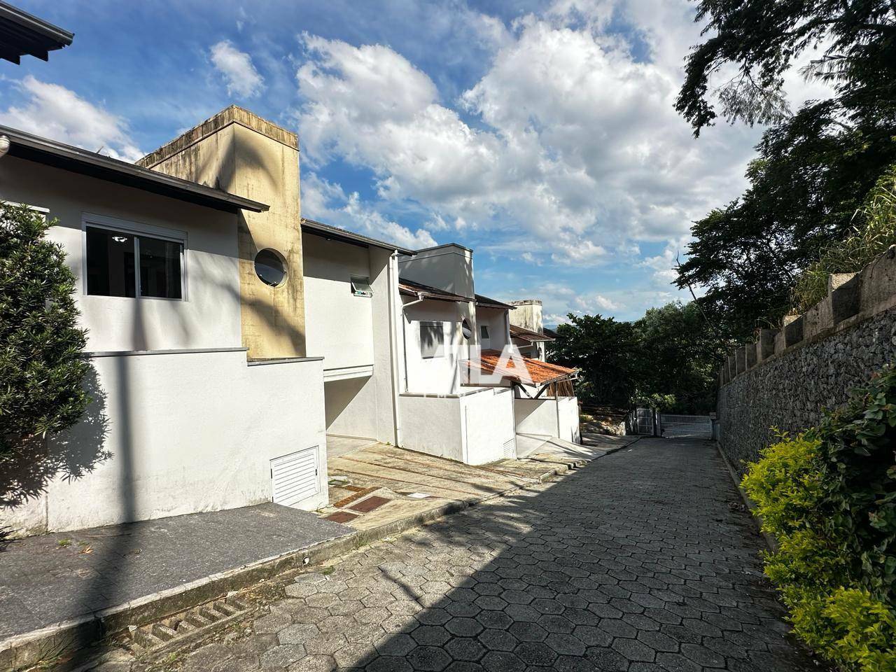 Sobrado para alugar com 3 quartos, 126m² - Foto 3