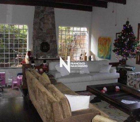 Casa à venda com 4 quartos, 488m² - Foto 1