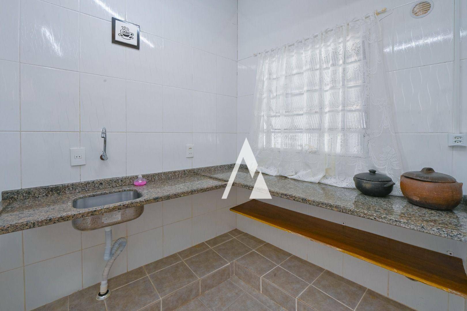 Pousada-Chalé à venda com 7 quartos, 402m² - Foto 24