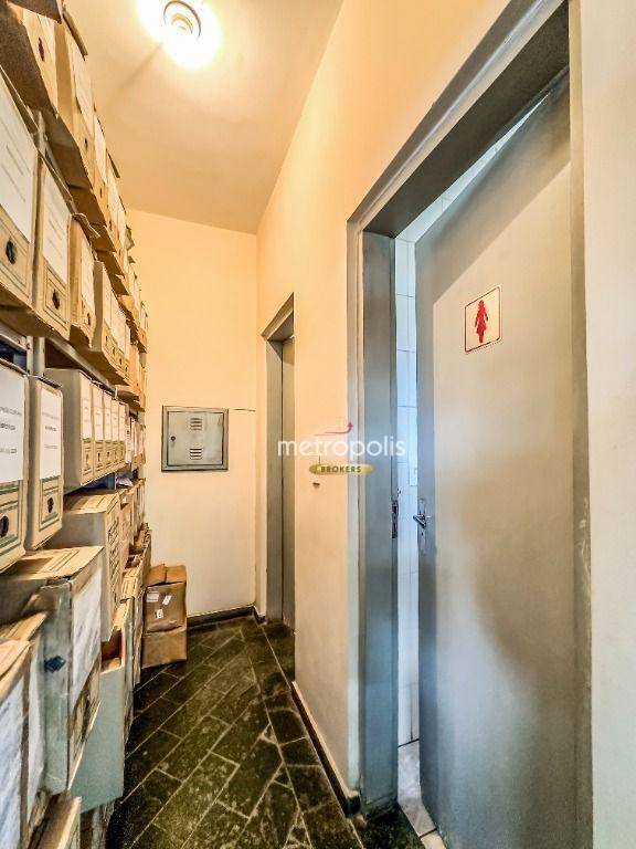 Depósito-Galpão-Armazém à venda, 1580m² - Foto 43
