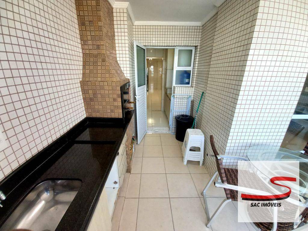 Apartamento à venda com 3 quartos, 155m² - Foto 3