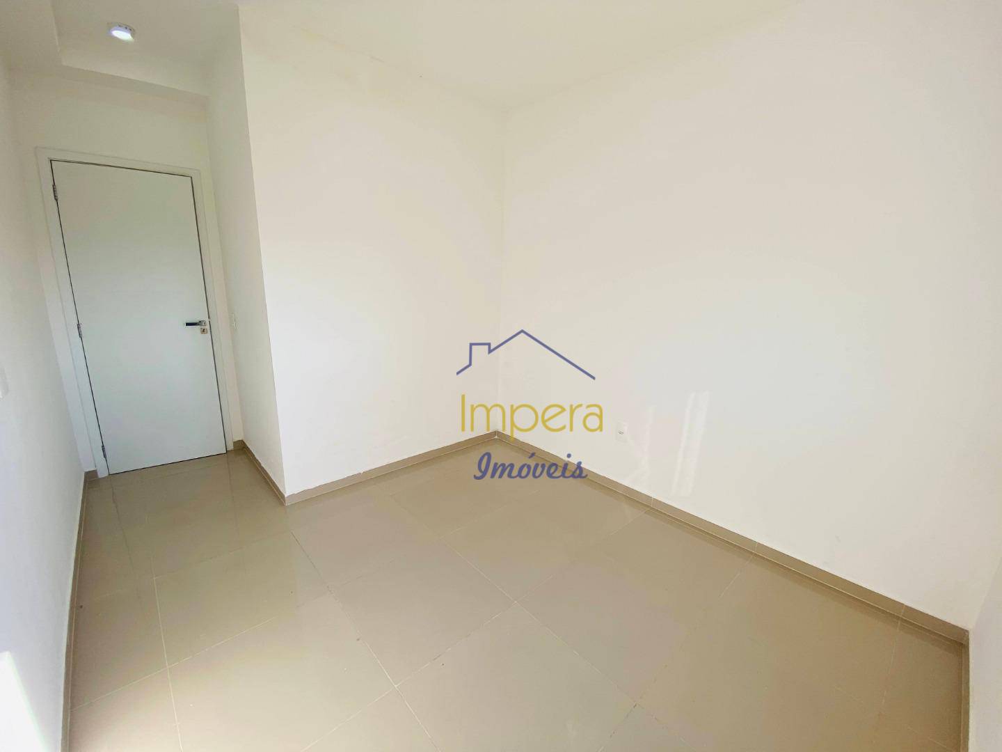 Apartamento para alugar com 2 quartos, 67m² - Foto 9