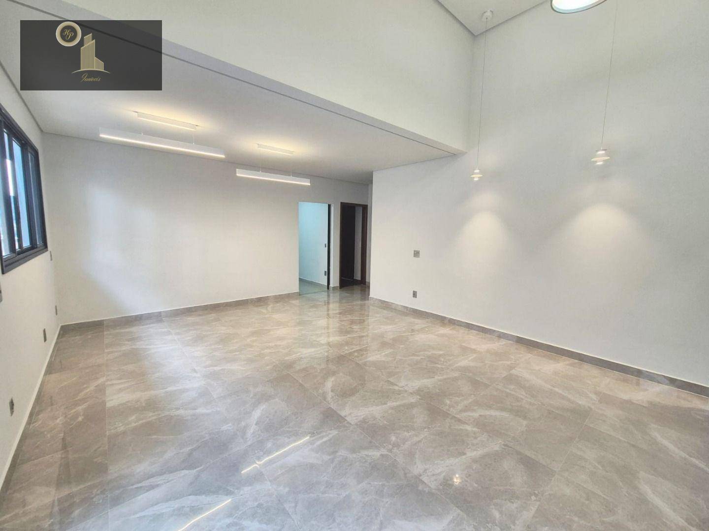 Casa de Condomínio à venda e aluguel com 4 quartos, 240m² - Foto 4