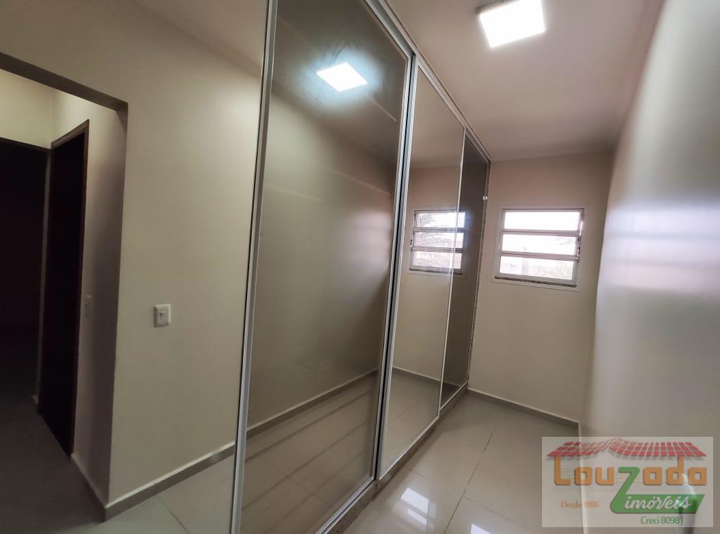 Sobrado à venda com 4 quartos, 300m² - Foto 9