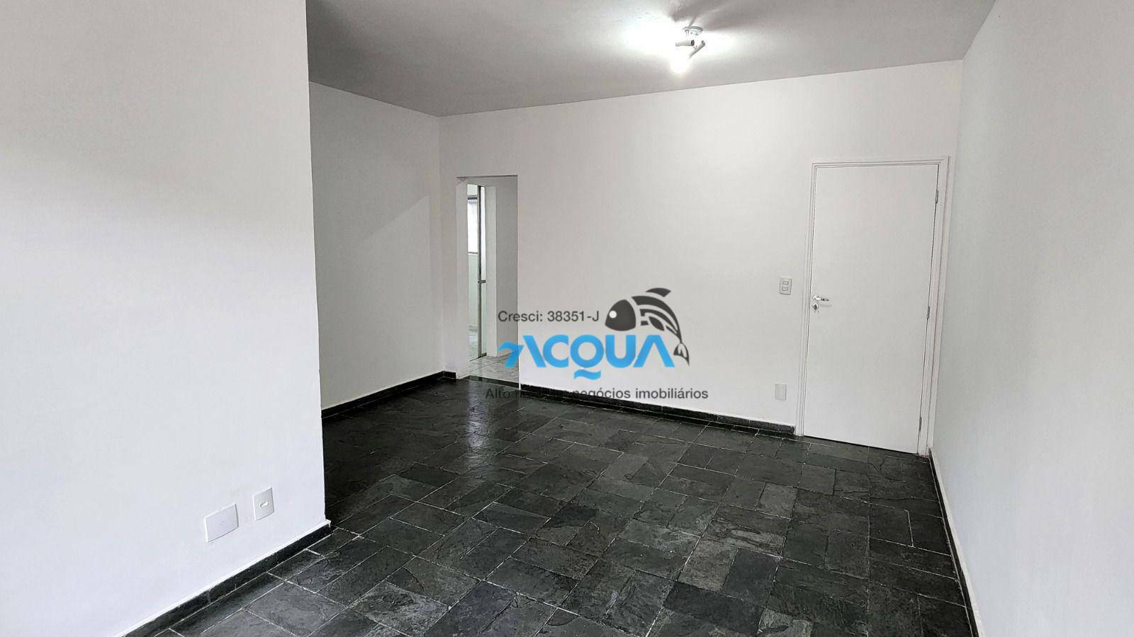 Apartamento à venda com 2 quartos, 75m² - Foto 2