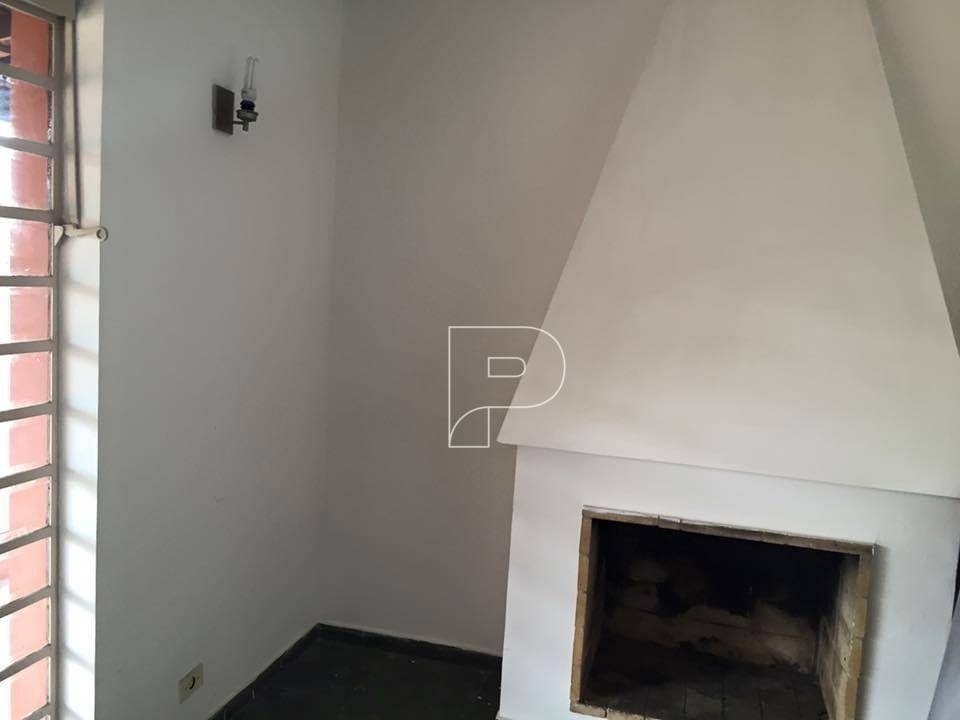 Casa à venda com 3 quartos, 301m² - Foto 3