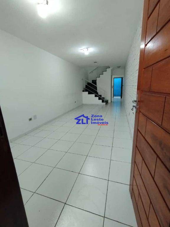 Sobrado para alugar com 3 quartos, 100m² - Foto 7