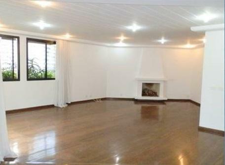 Apartamento à venda e aluguel com 3 quartos, 210m² - Foto 1