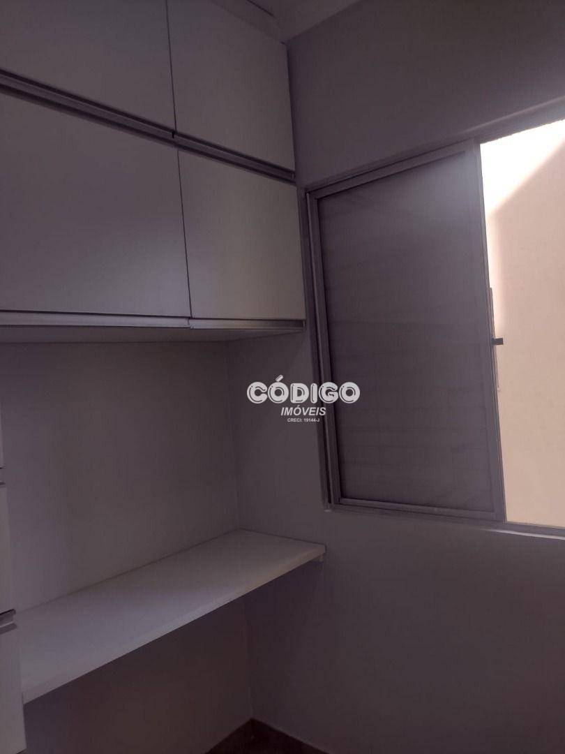 Apartamento para alugar com 3 quartos, 64m² - Foto 22