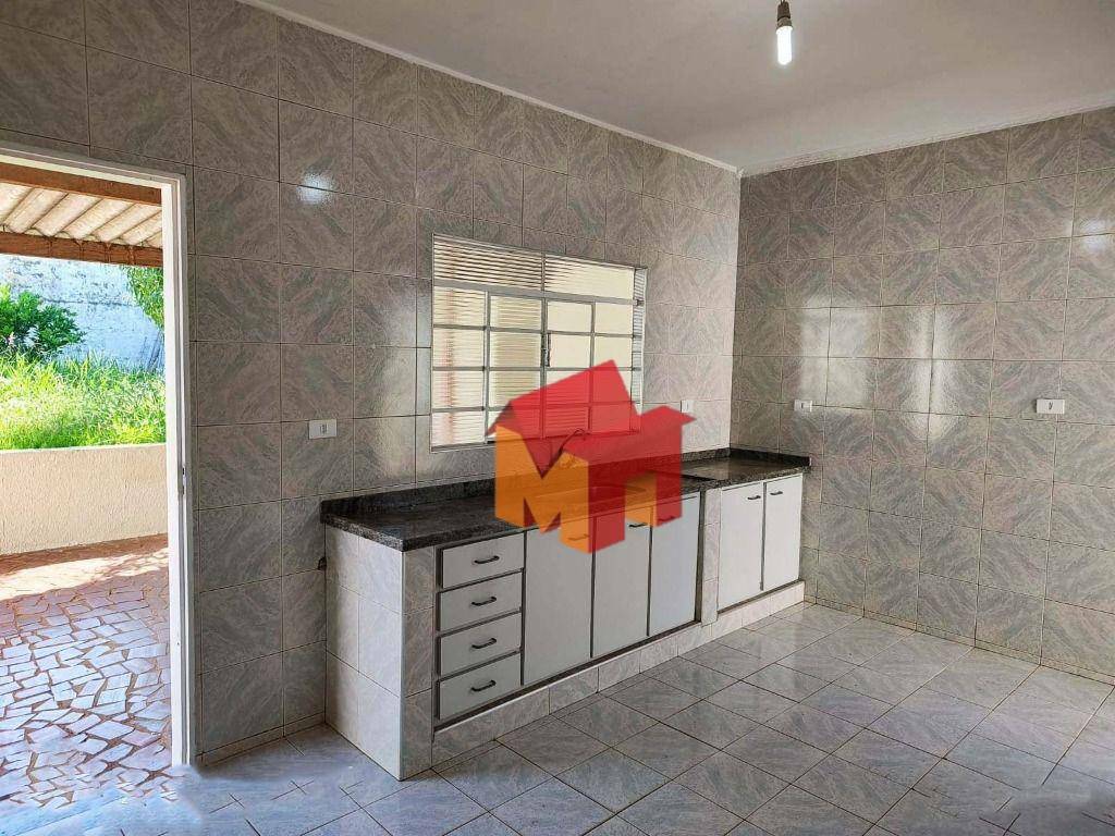 Casa à venda com 4 quartos, 150m² - Foto 11