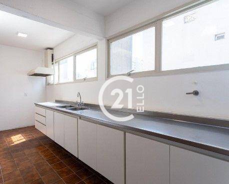 Apartamento à venda com 3 quartos, 121m² - Foto 4