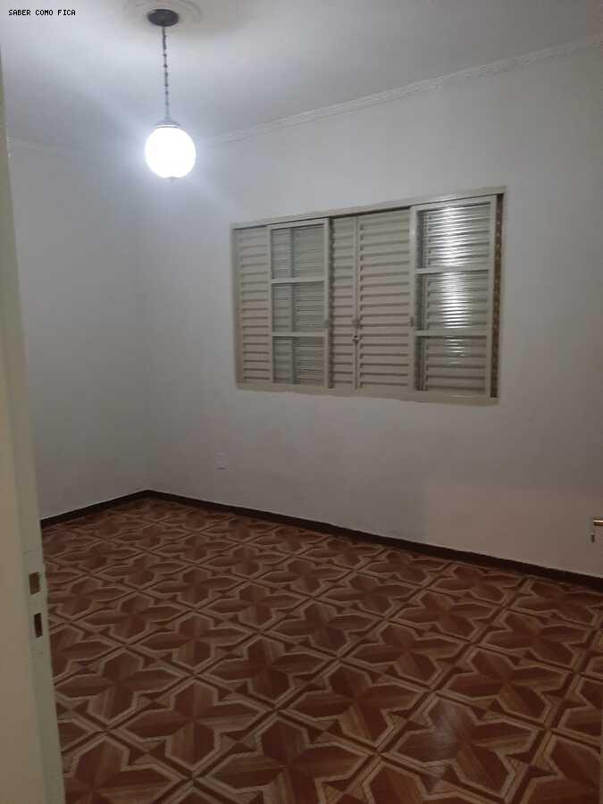 Casa à venda com 3 quartos, 382m² - Foto 21