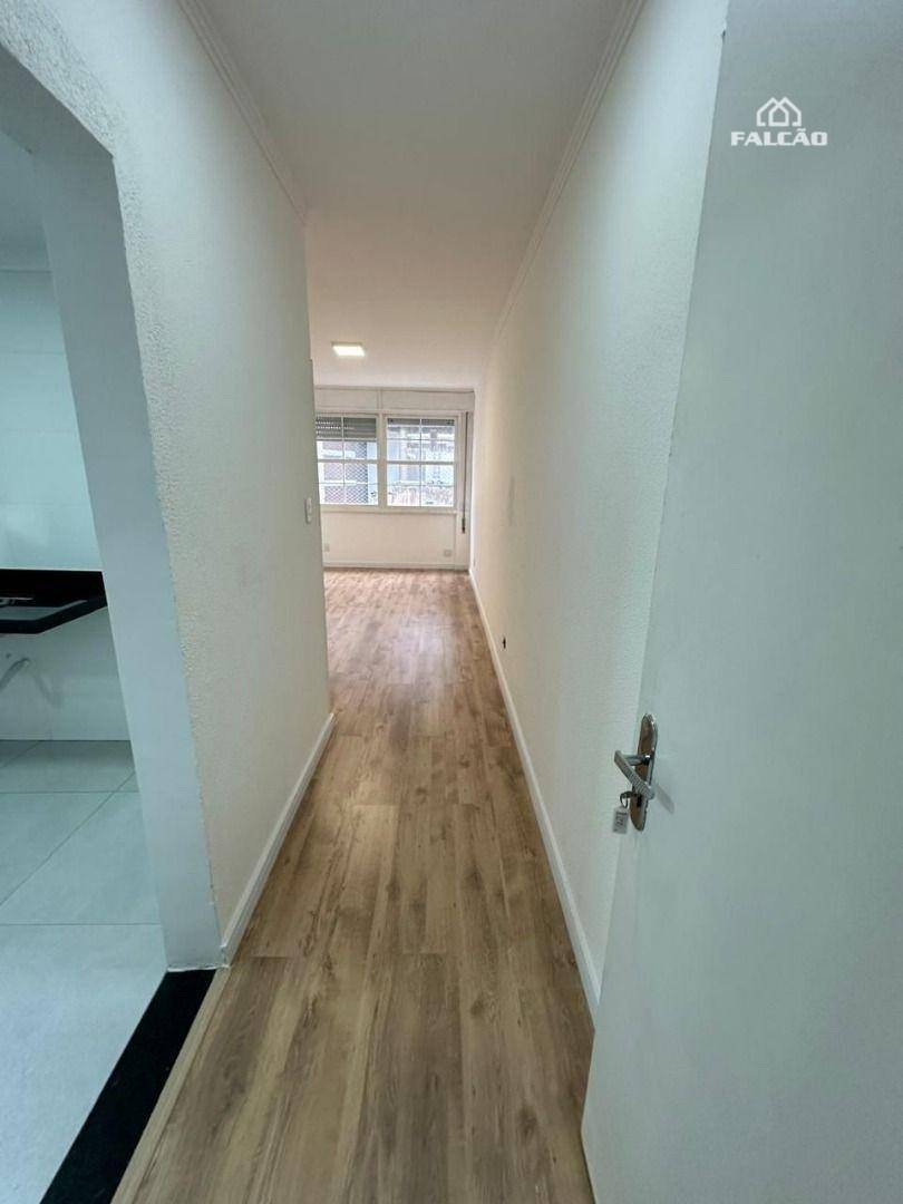 Apartamento à venda com 1 quarto, 55m² - Foto 2