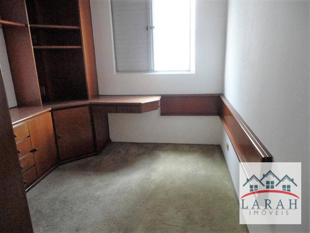 Apartamento para alugar com 3 quartos, 74m² - Foto 10