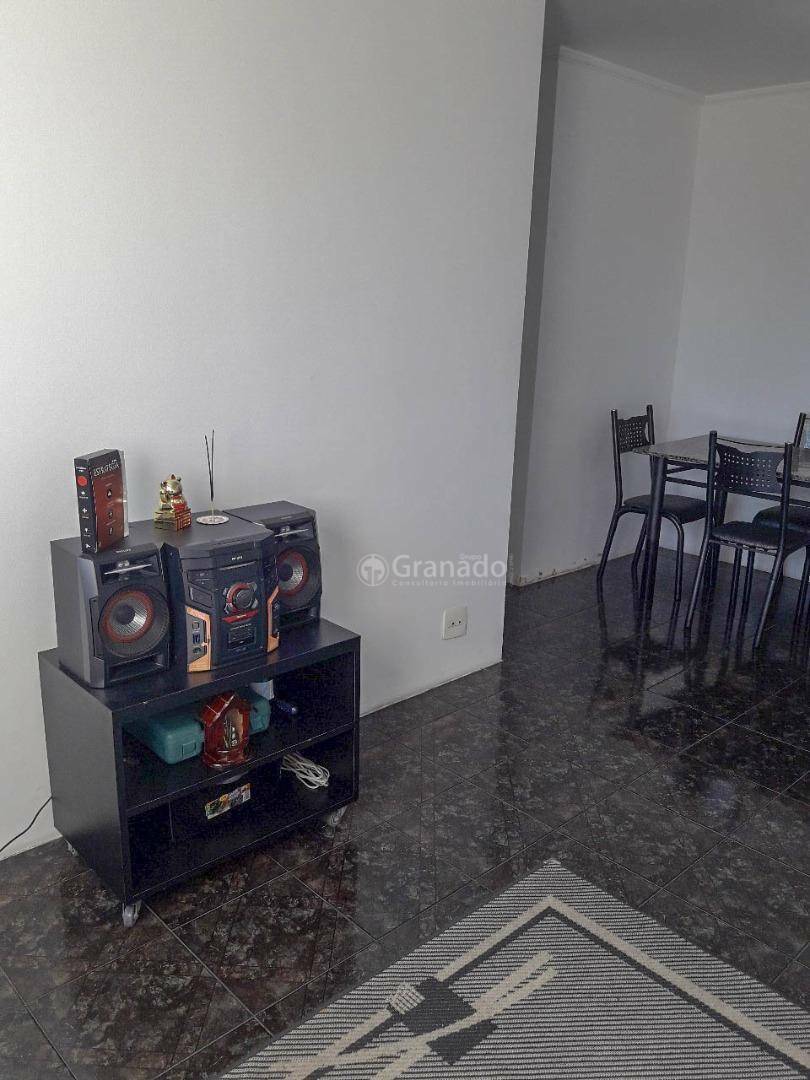 Apartamento à venda com 2 quartos, 50m² - Foto 20