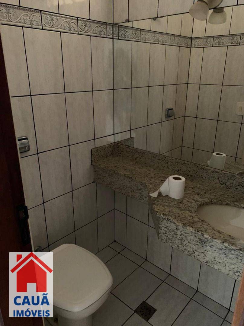 Casa à venda e aluguel com 3 quartos, 240m² - Foto 12