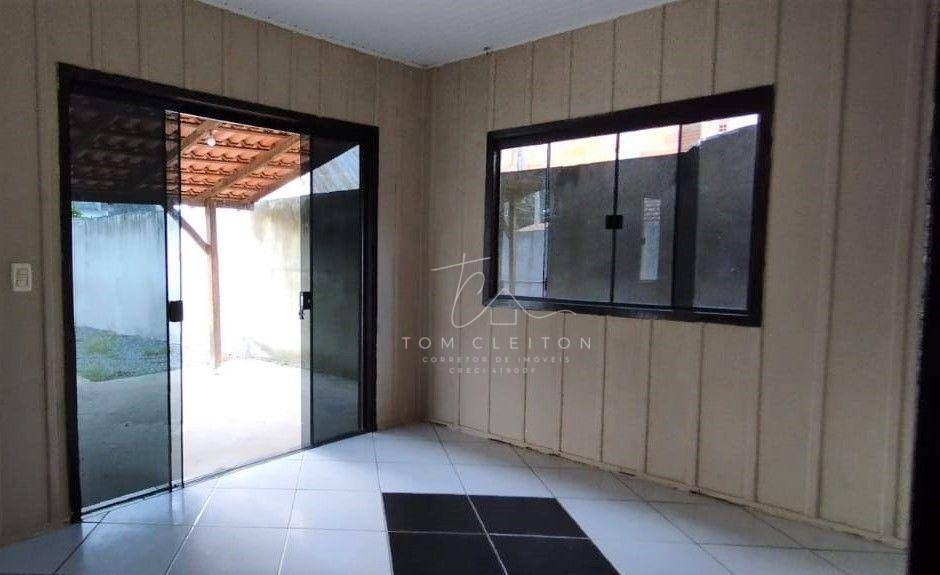 Casa à venda com 2 quartos, 102m² - Foto 3