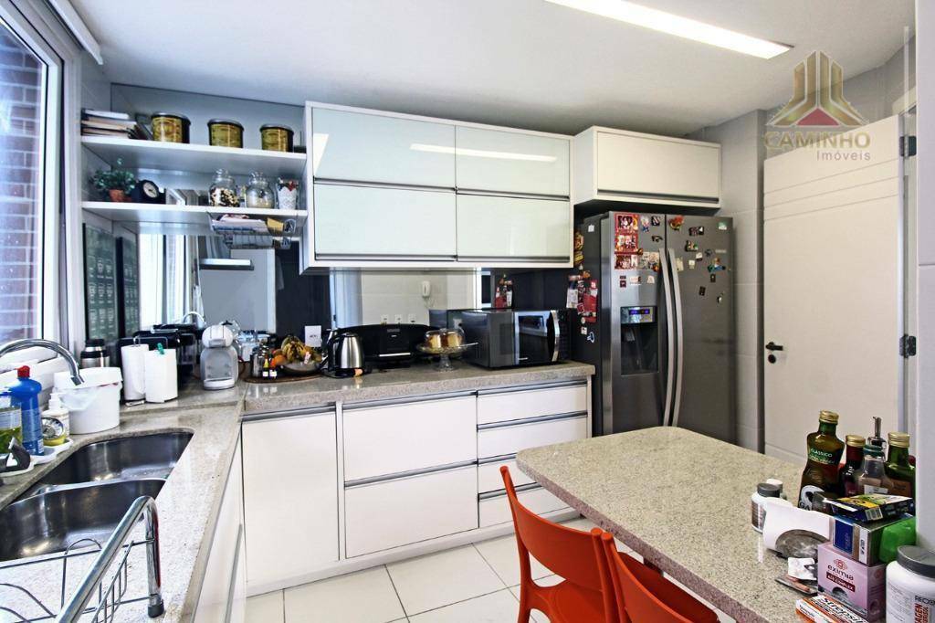 Apartamento à venda com 3 quartos, 148m² - Foto 4