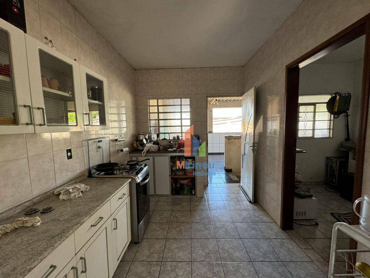 Casa à venda com 3 quartos, 150m² - Foto 8