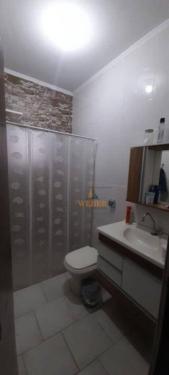 Casa à venda e aluguel com 3 quartos, 160m² - Foto 20