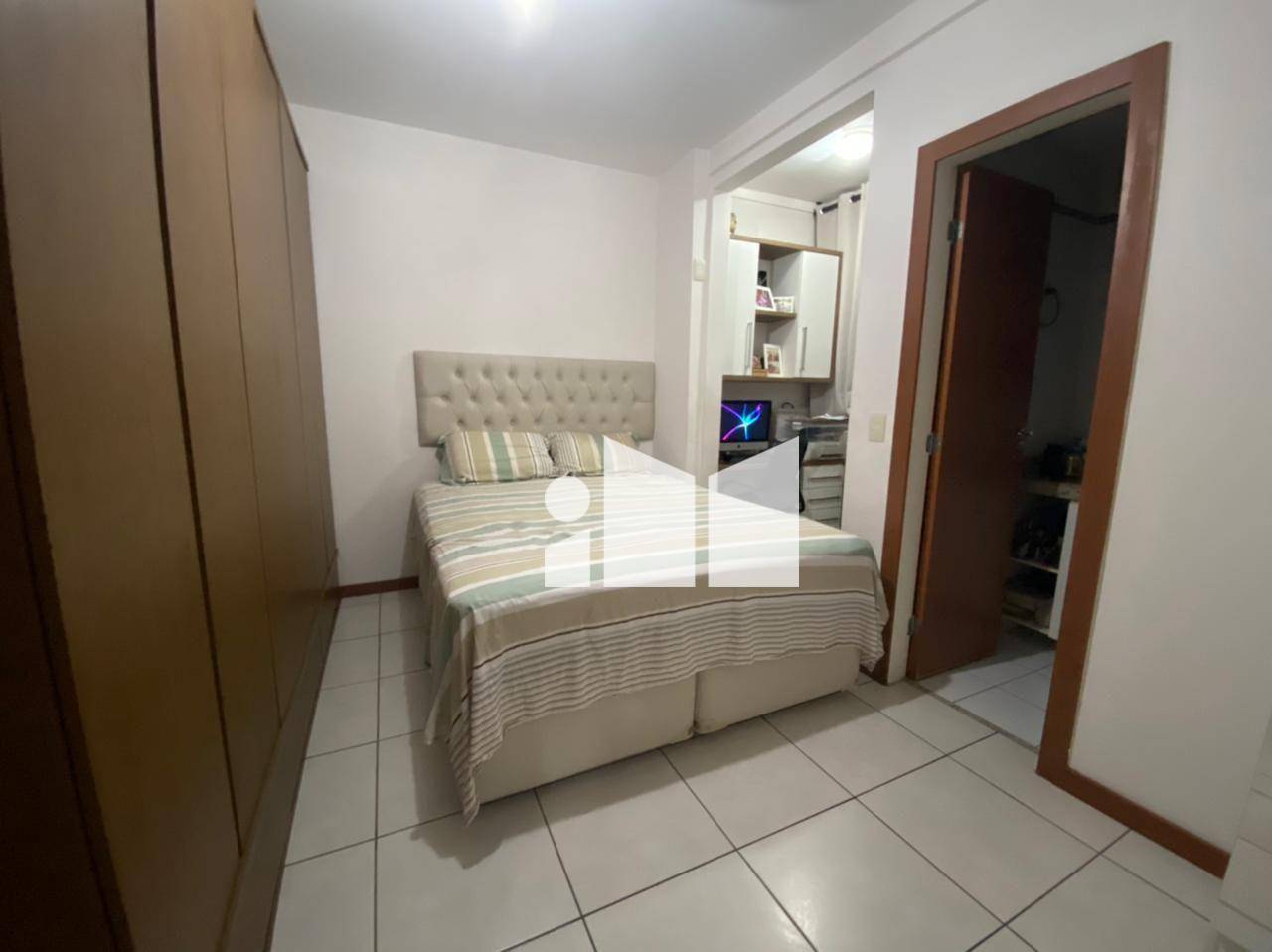 Apartamento à venda com 2 quartos, 70m² - Foto 6