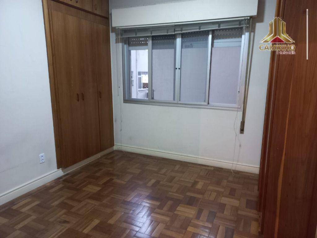 Apartamento à venda com 3 quartos, 130m² - Foto 4