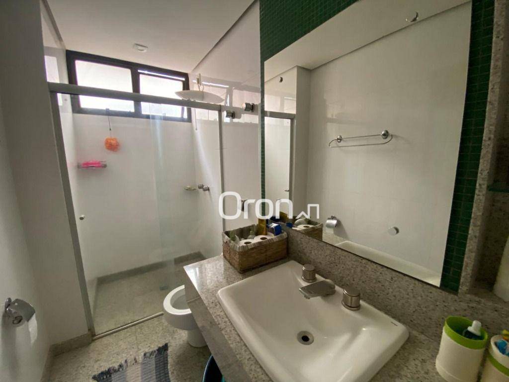 Apartamento à venda com 4 quartos, 242m² - Foto 13