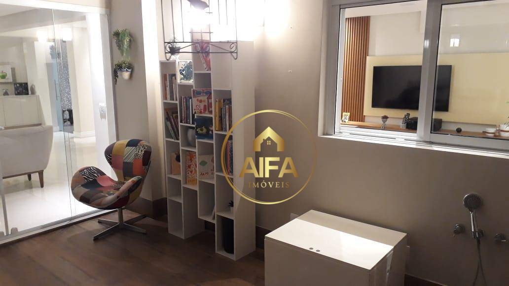 Apartamento à venda com 3 quartos, 191m² - Foto 11