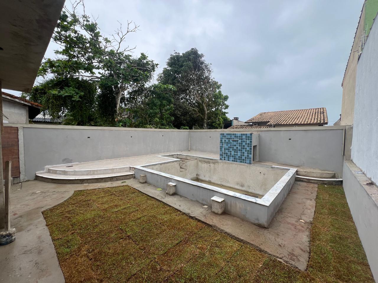 Casa à venda com 3 quartos, 300m² - Foto 2